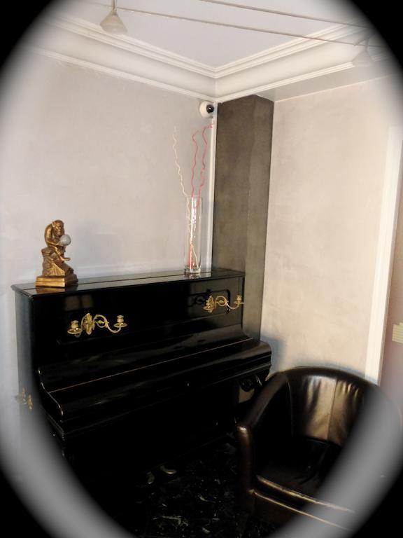 Laennec Hotel Lyon Ngoại thất bức ảnh