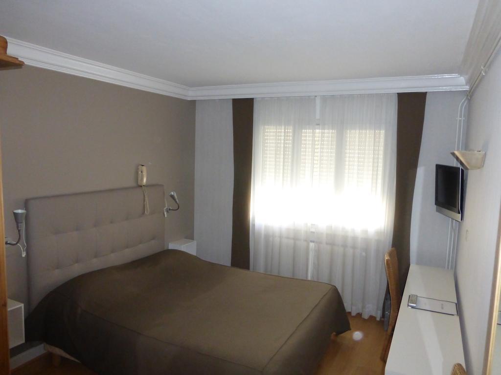 Laennec Hotel Lyon Ngoại thất bức ảnh
